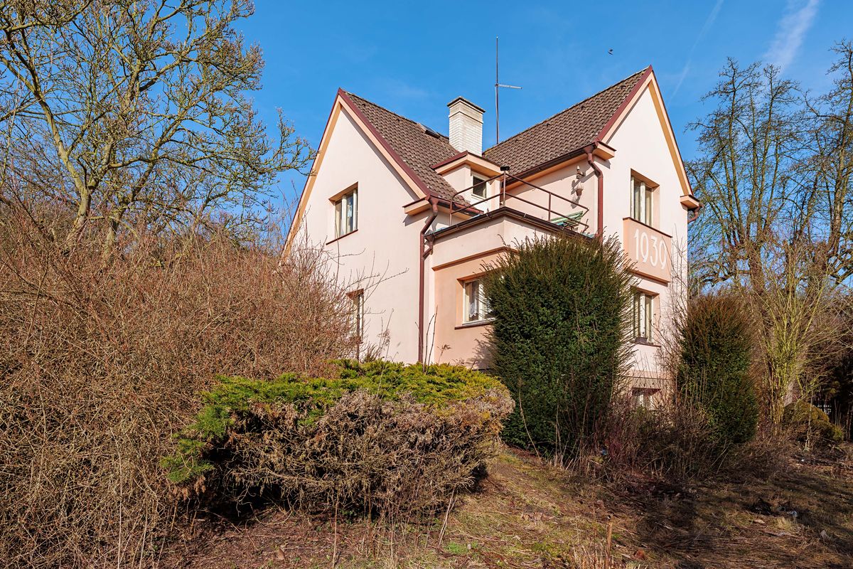 Prodej rodinného domu 121 m², pozemek 1239 m²